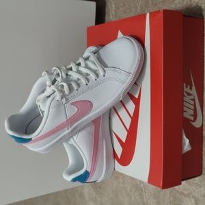 BNIB Nike Court Royale - 5Y/6.5W